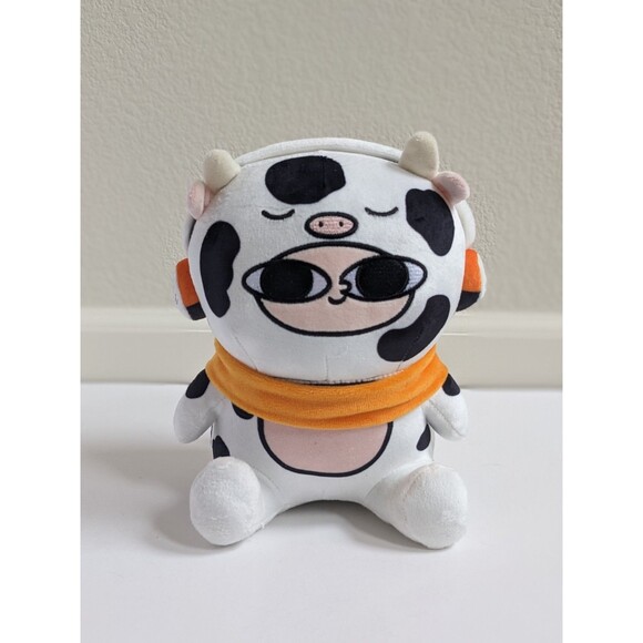 Ketnipz #5 LoFi Girl Cow Plush "Bean" with Original Display Box Limited Edition - Picture 3 of 14